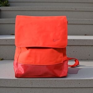 Nike One or Nike Sportswear NSW Cheyenne Backpack